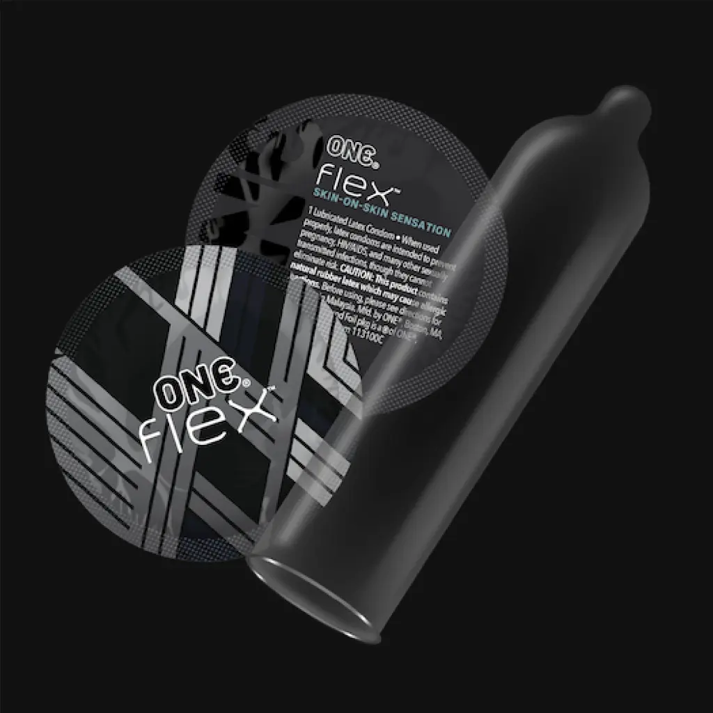 10 - ONE® Flex wrapper and condom shape.webp